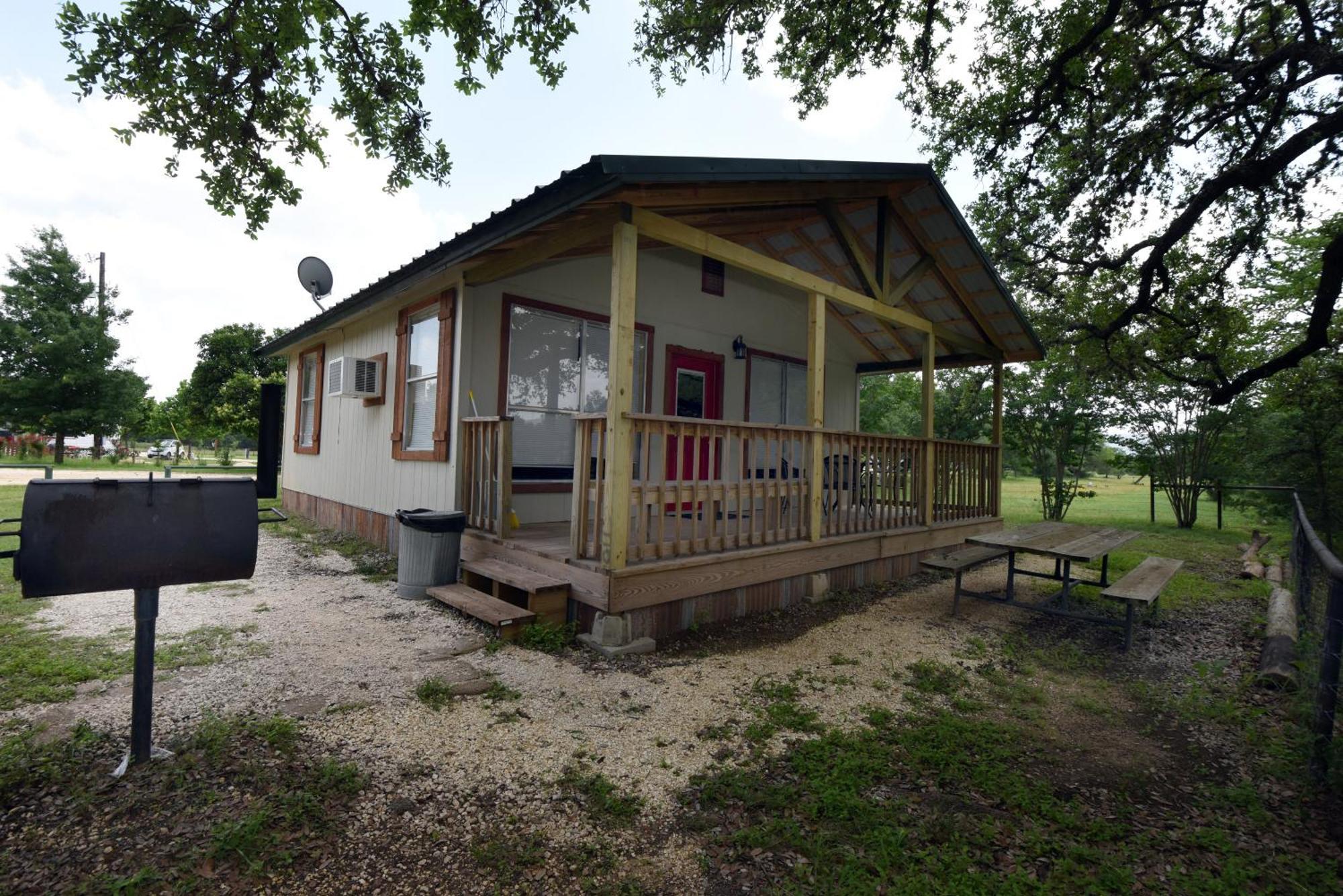 River Bluff Cabins Rio Frio Kültér fotó