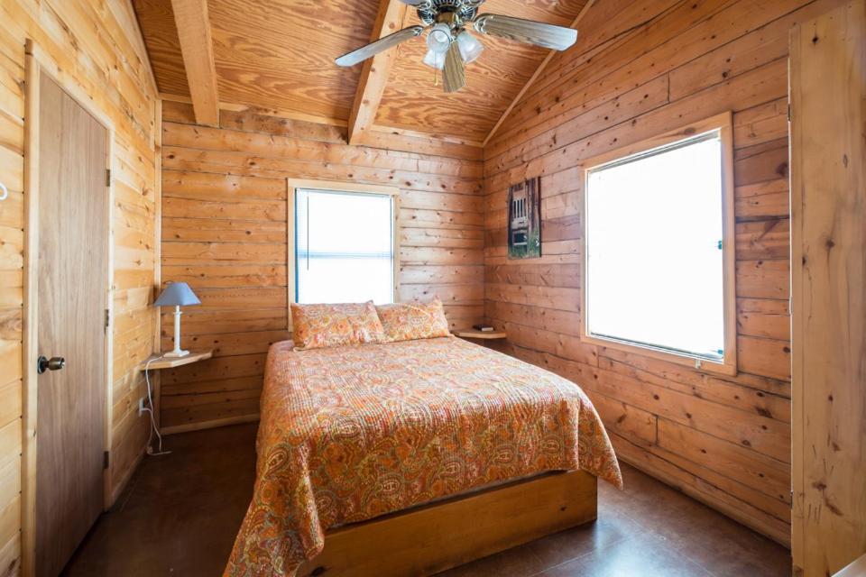River Bluff Cabins Rio Frio Szoba fotó
